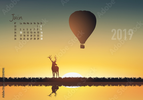calendrier 2019 - calendrier - montgolfière - 2019 - paysage - juin - année - mois - été - jour férié