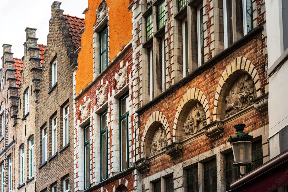 Obraz premium Antique building view in Old Town Bruges, Belgium