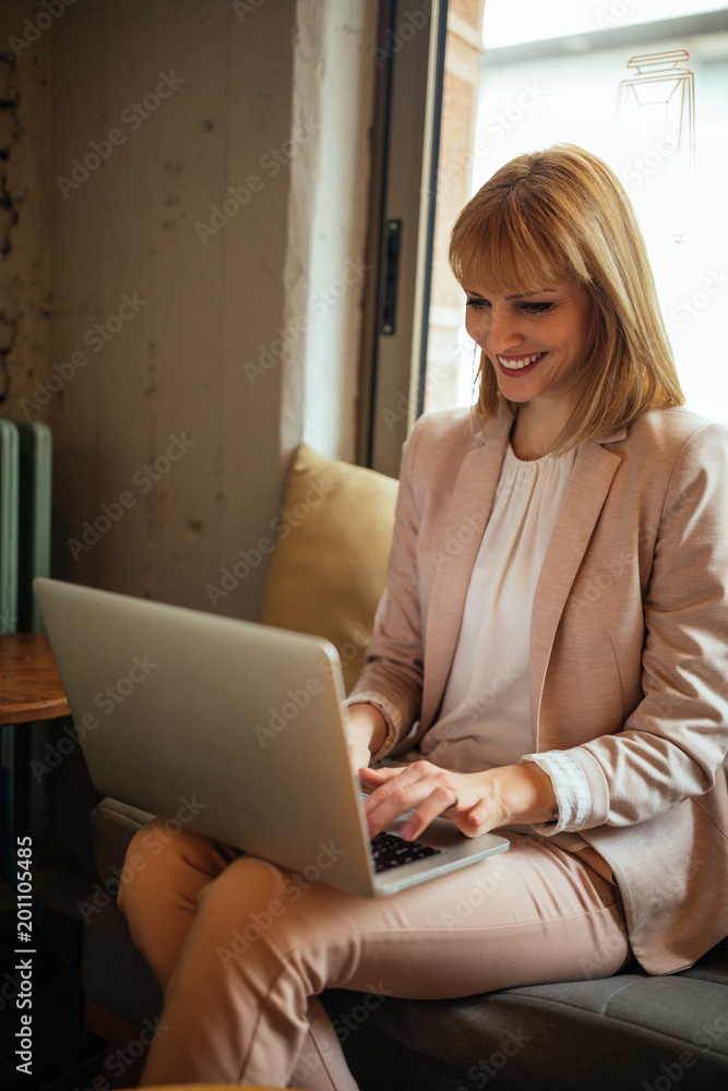 Fototapeta premium It's easy when you love your job