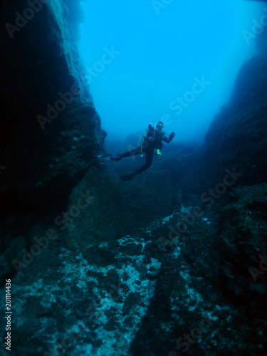 Scuba Diving Malta - Dwejra - Gozo - Azure Reef