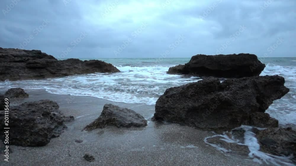 The sea a cloudy day in slow motion The sea a cloudy day in slow motion
