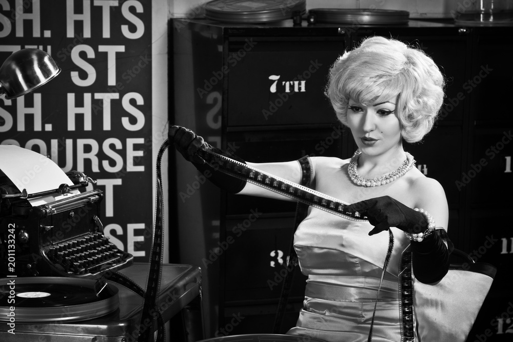 Fototapeta premium Actress in the style of Hollywood retro films