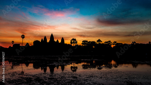 Sonnenaufgang bei Angkor Wat