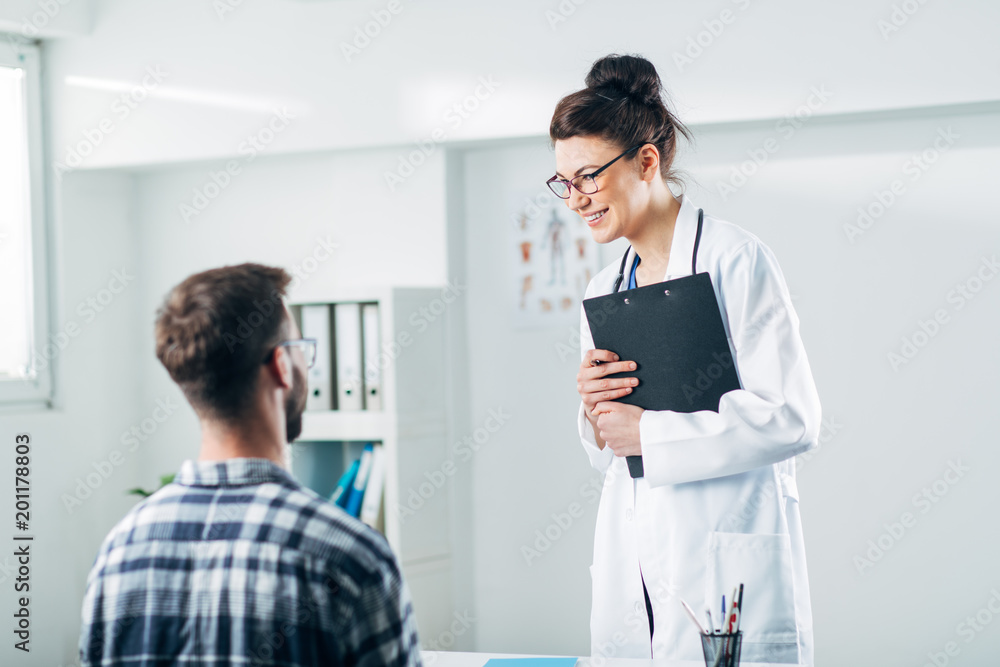 Obraz premium Doctor and patient