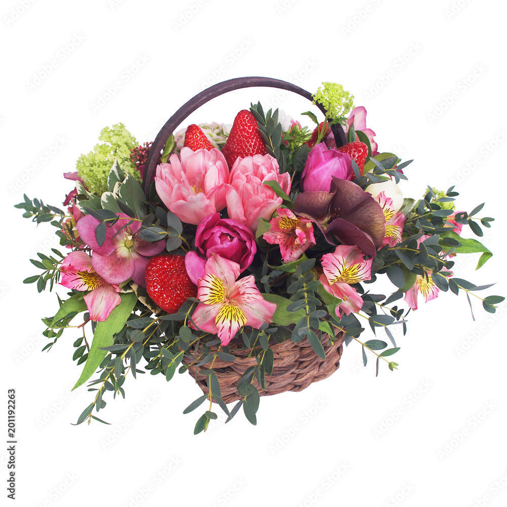 Obraz premium Basket of flowers and strawberry