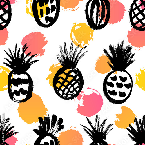 Murais de parede Seamless pattern with hand drawn pineapples sketches