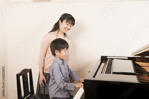ピアノの先生と生徒