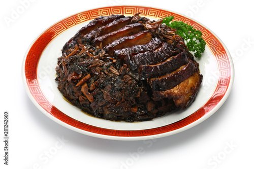 Fényképezés steamed pork belly with preserved mustard greens, Hakka chinese cuisine