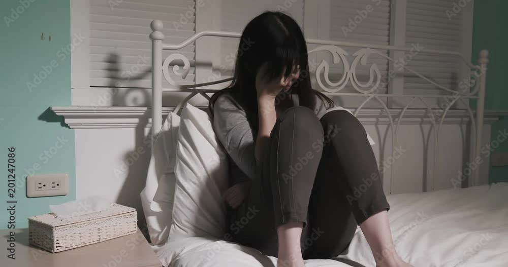 woman feel depression woman feel depression