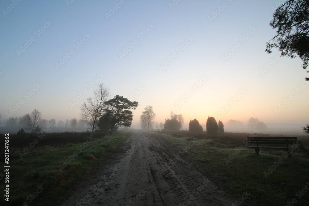 Wanderweg zum Sonnenaufgang Wanderweg zum Sonnenaufgang