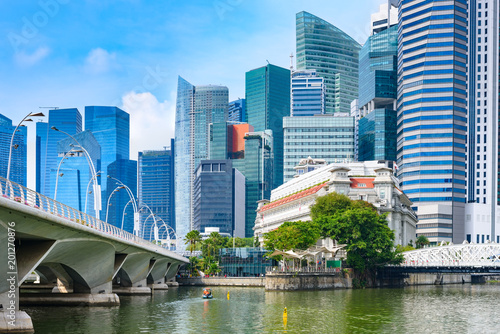 Schilderij op canvas Panoramic view of Singapore business centre from Marina bay