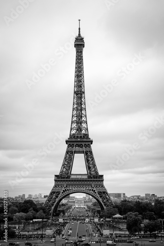 Fototapeta Naklejka Na Ścianę i Meble -  Black and White Eiffel in May