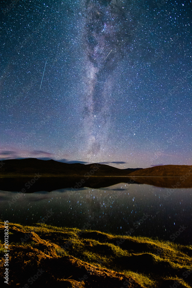 Cielo estrellado sobre conococha