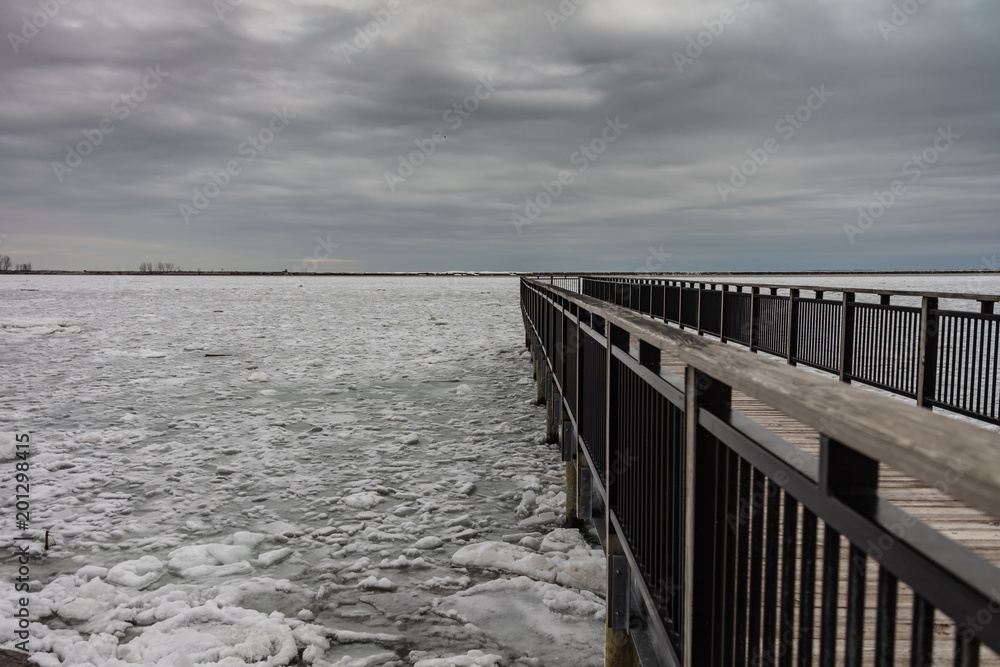 Fototapeta premium Icy Pier