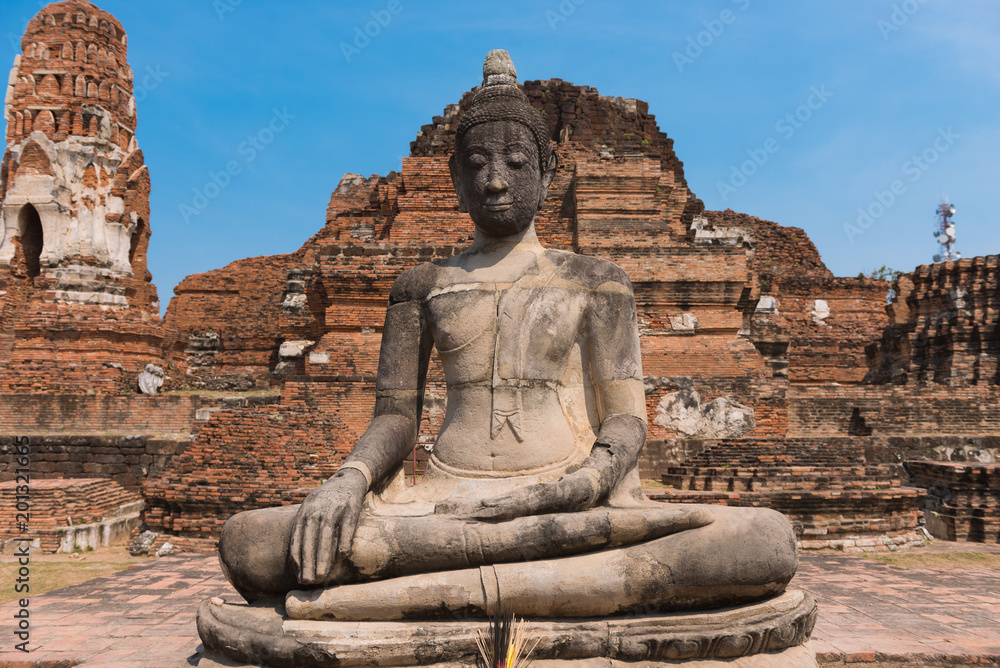 Wat Mahathat temple at Ayutthaya Historical Park, Thailand. A UNESCO world heritage site Wat Mahathat temple at Ayutthaya Historical Park, Thailand. A UNESCO world heritage site