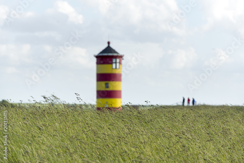 Deutschland, Niedersachsen, Ostfriesland, Krummhörn, der Leuchtturm von Pilsum. Bekannt auch aus dem Film mit dem Komiker Otto Waalkes.