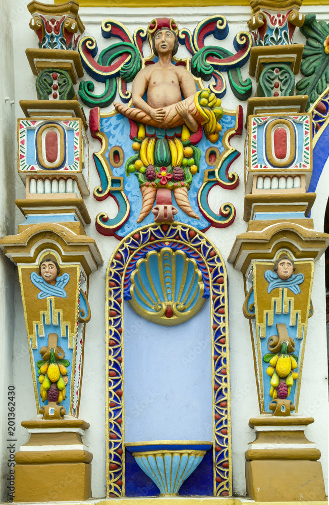 Obraz premium Santuario de la inmaculada concepción. Muestra una arquitectura contemporánea y elegante, aunque su principal atractivo radica en su interior, donde existe una escultura monumental de la Virgen María