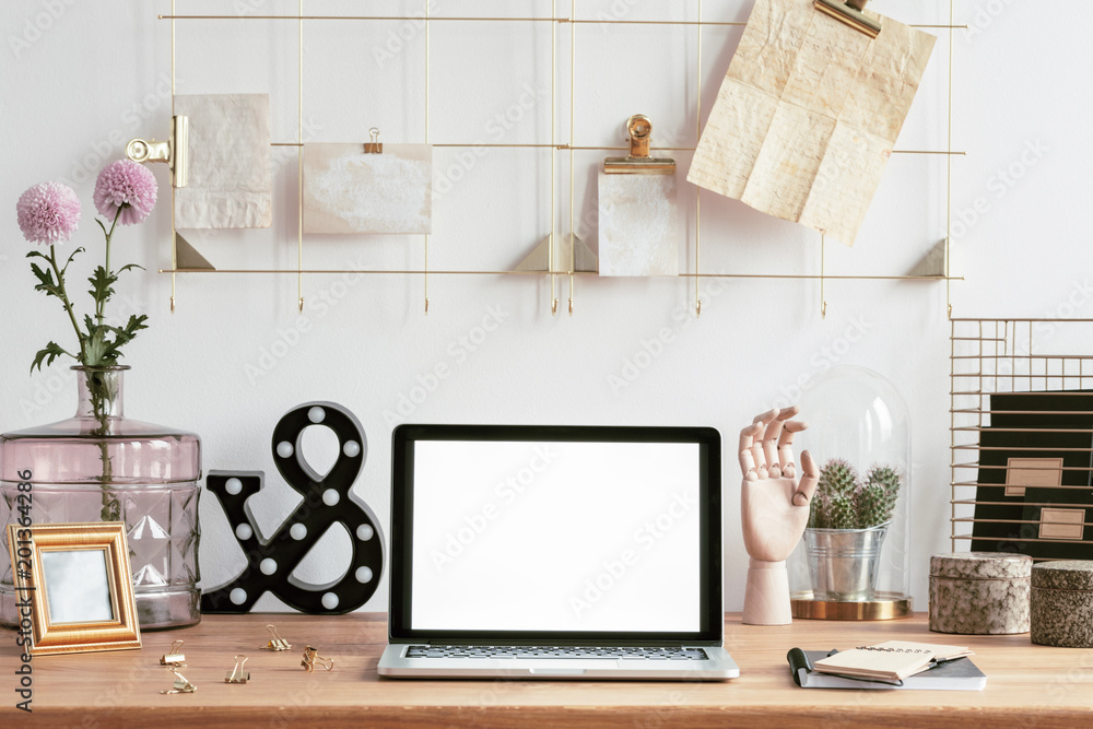 Laptop, frame organizer and decorations Laptop, frame organizer and decorations