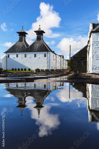 Fototapeta Traditional Scottish whisky distillery