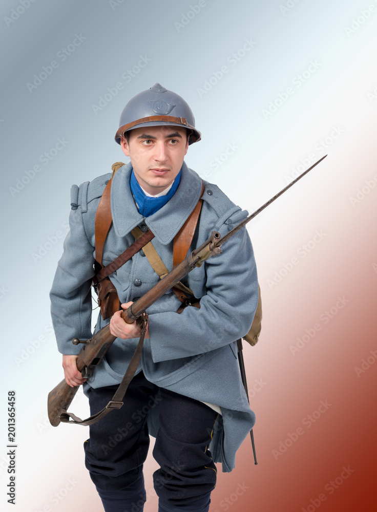 French soldier 1914 1918 attack, November 11th French soldier 1914 1918 attack, November 11th