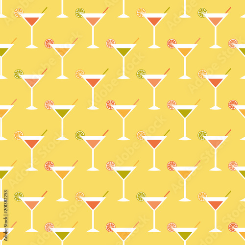 Cocktails and limes, Seamless pattern with summer cocktails, flat design