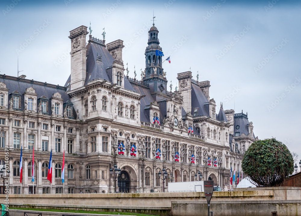 Fototapeta premium Ratusz w Paryżu