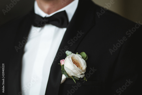 Boutonniere on the jacket	