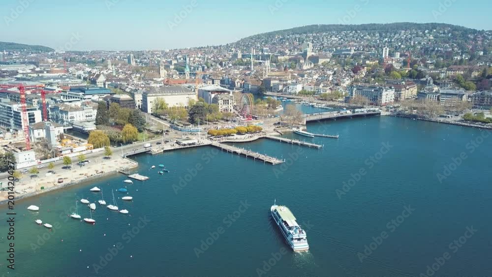 boat arrive at harbor - Zürich Zwitzerland boat arrive at harbor - Zürich Zwitzerland
