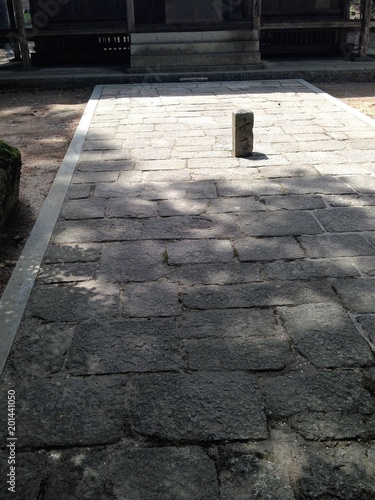 Stone pavement passage