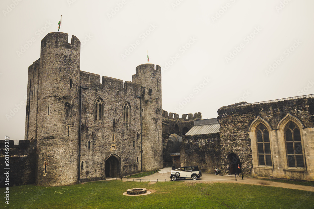 Fototapeta premium Caerphilly Castle Wales 