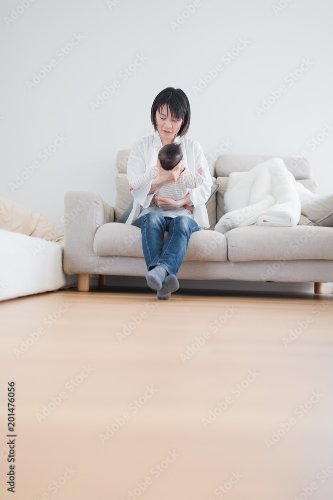 生後3ヶ月の赤ちゃん・母子 生後3ヶ月の赤ちゃん・母子