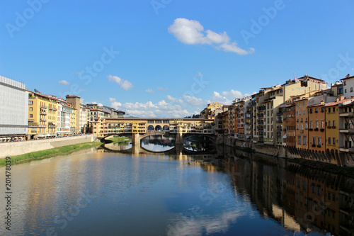 view of old bridge in Florence © Cive