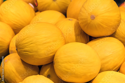 yellow melon texture