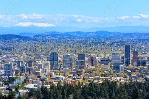 Portland cityscape from Pittock mansion, Oregon, USA