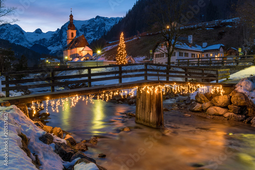 Winter Weihnachten in Ramsau in den Alpen ion Deutschland photo