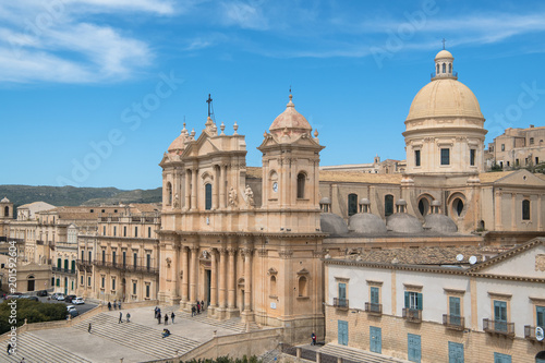 Noto  sicilia  cattedrale dall alto