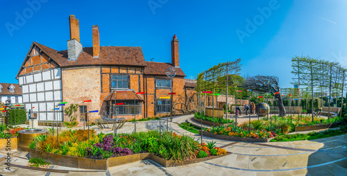 Принти на полотні View of the New Place in Stratford upon Avon where William Shakespeare lived, En