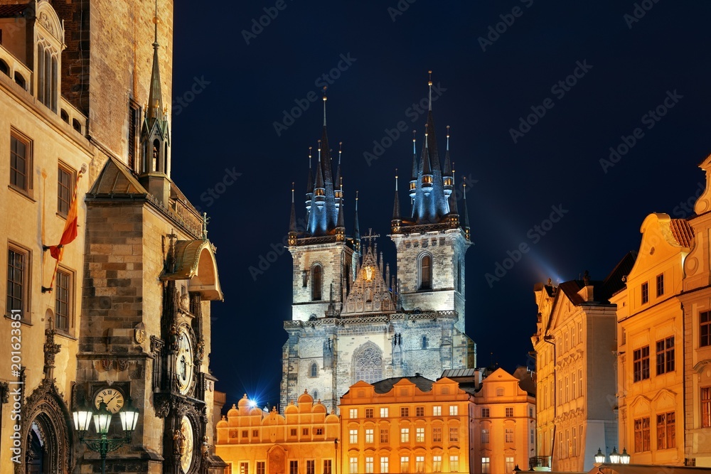 Fototapeta premium Church of Our Lady before Týn