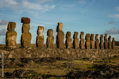 Moai on ahu