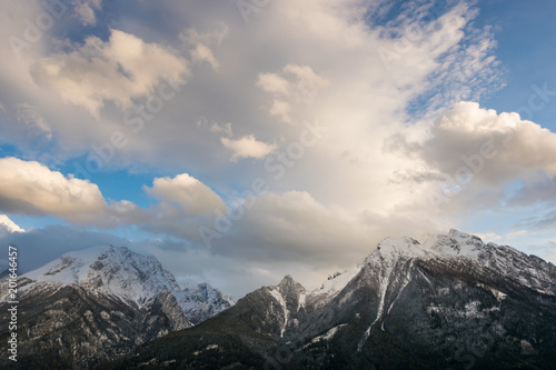 Berge Watzmann und Hochkalter unter Wolken © kentauros