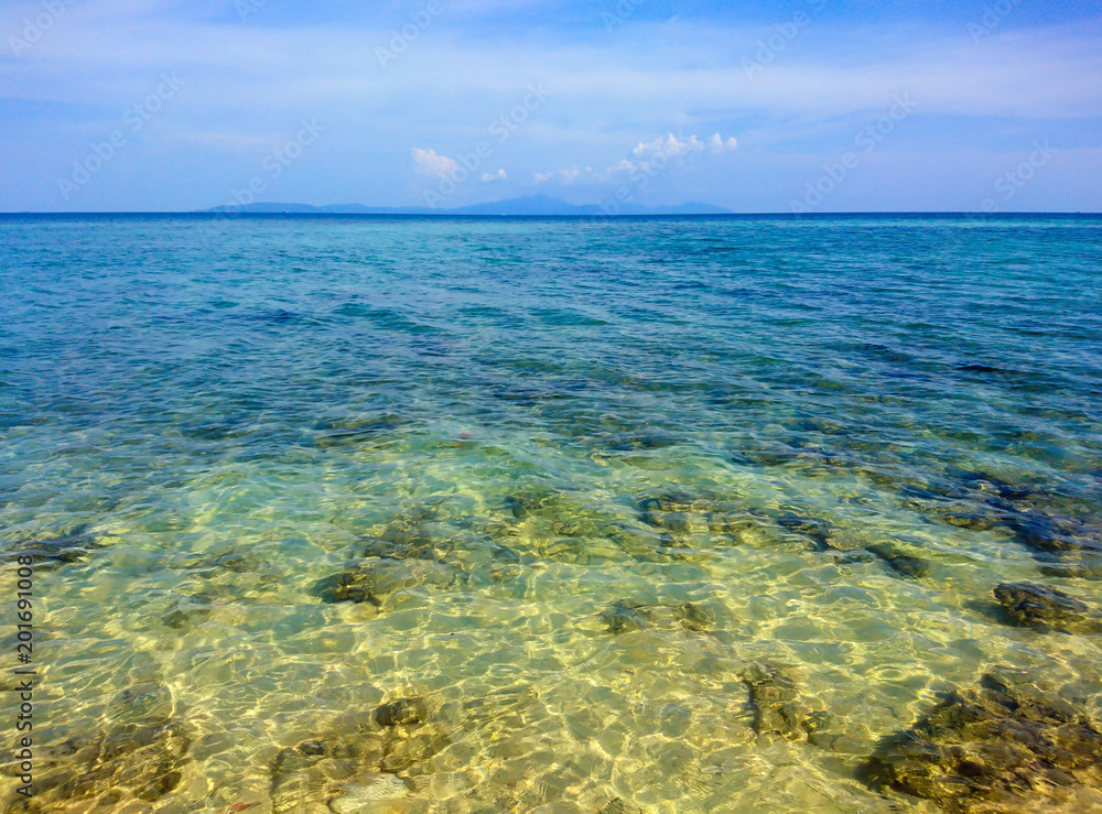 Clear water at Koh Bulone island beach, Satun
Clear water at Koh Bulone island beach, Satun