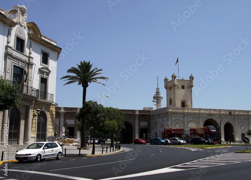 View of the Earthen gate in Cadiz. Exterior walls separating the old quarter and the modern city area.