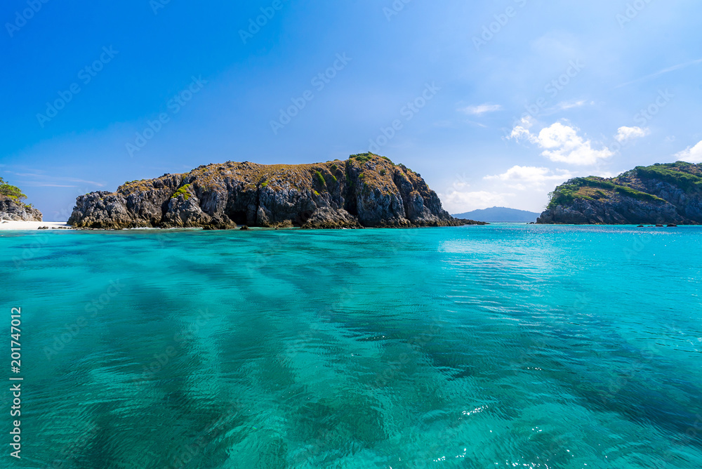 Fototapeta premium Tropical white sand beach