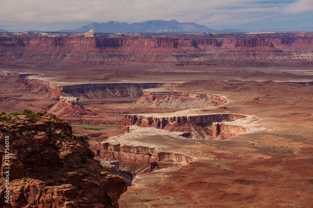 Fototapeta premium Spektakularne krajobrazy Parku Narodowego Canyonlands w stanie Utah w USA