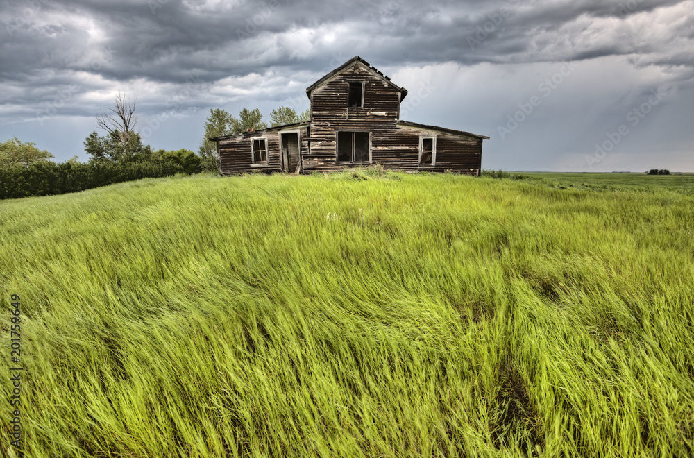 Obraz premium Abandoned Prairie House