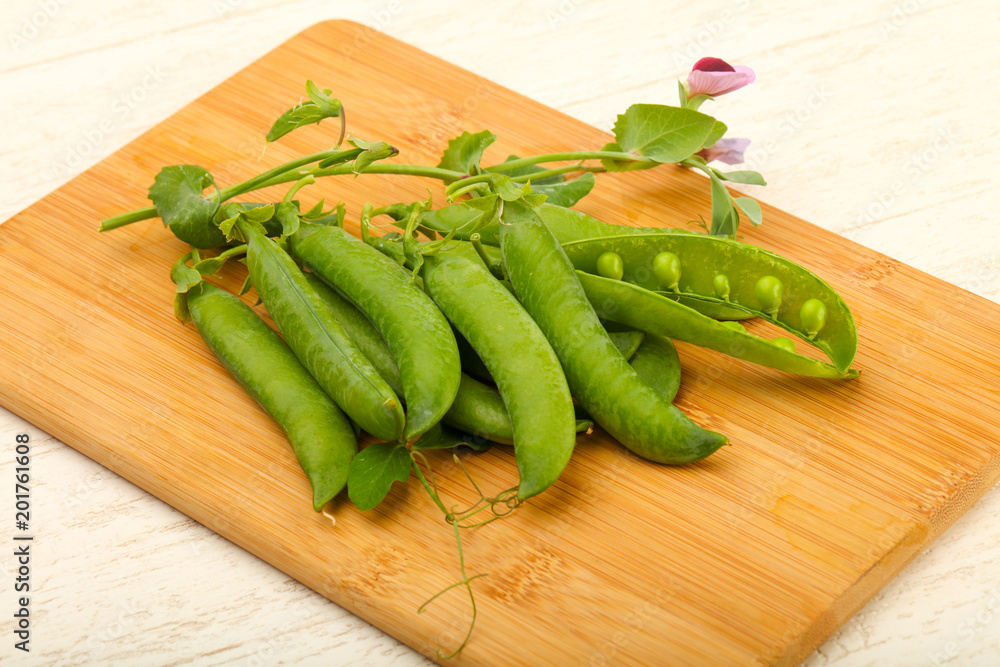 Ripe green peas Ripe green peas