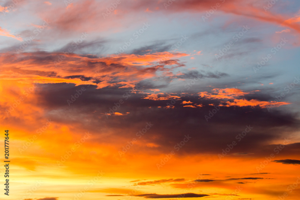 Fototapeta premium colorful dramatic sky with cloud at sunset.