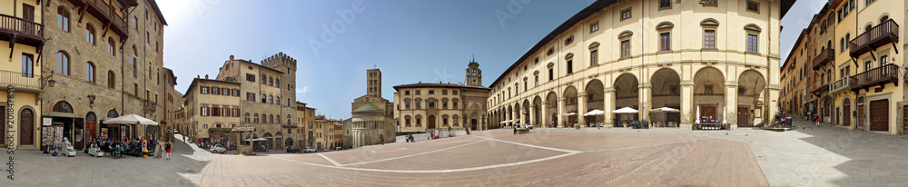 Arezzo, Piazza Grande a 360 gradi