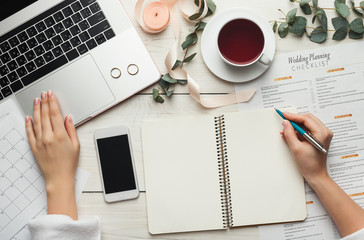 Bridal background with planner checklist