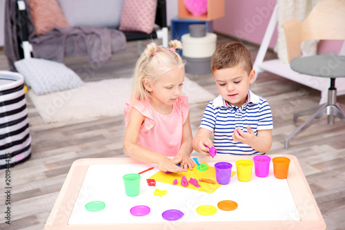 Cute little children modeli...
